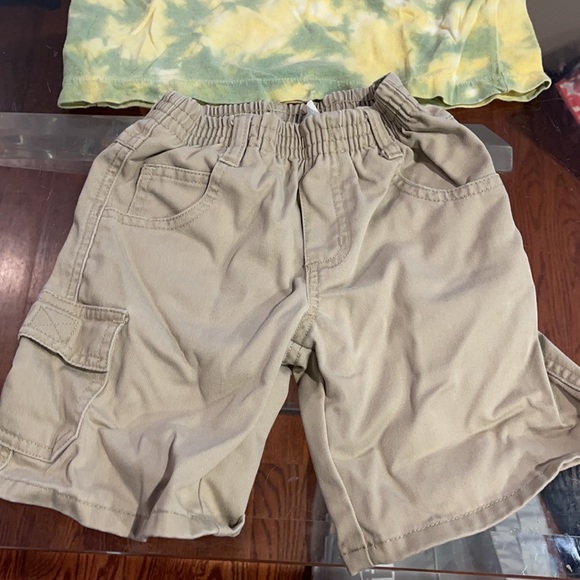 Construction Truck T shirt & cargo shorts size 4 - Picture 6 of 7